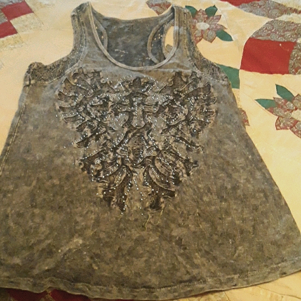 Cross tank top